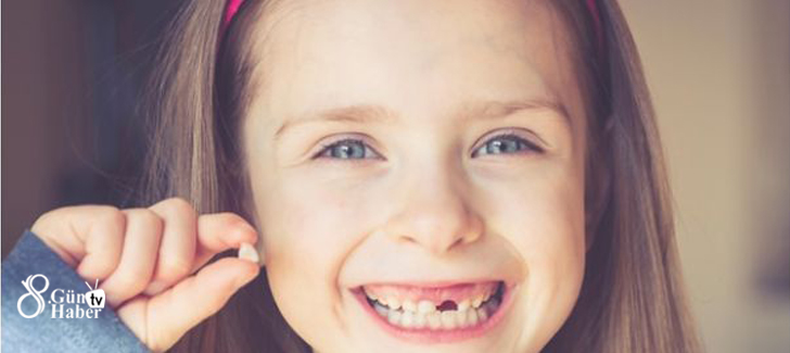 Süt dişleri 6ncı aydan başlar 3 yaşına kadar devam eder. Kalıcı dişler ise 6 yaşında çıkmaya başlar ve 12-13 yaşlarında tamamlanır. Burada önemli olan hangi dişin çekildiğidir, dişin iğne ya da başka bir şey ile çekilmesinin önemi yoktur.