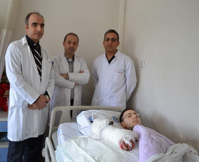İş Kazasında Kolu Kopan Suriyeli Ameliyat Edildi