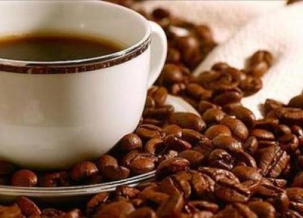 Her gün kahve içmek için verdiğiniz 5 TL'den tasarruf ederek yılda bin 800, 10 yılda 18 bin TL biriktirebilirsiniz.