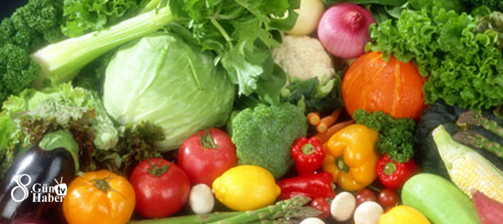 Yapılan çalışmalar haftada 3 veya 4 kez salata yenmesinin sigaraya bağlı akciğer kanseri riskini azalttığını gösteriyor. Çünkü yeşil sebzelerde hücre tamirinde görev alan antioksidan moleküller bol miktarda var.