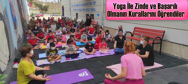 Yoga İle Zinde ve Başarılı Olmanın Kurallarını Öğrendiler