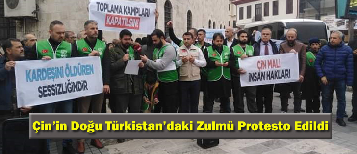 Çin’in Doğu Türkistan’daki Zulmü Protesto Edildi