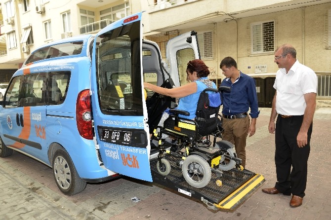 Engelli Transfer Aracıyla Engeller Kalkıyor