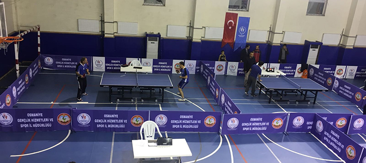 Osmaniye'de Masa Tenisi Turnuvası
