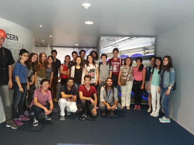 Piri Reis Anadolu Lisesi Öğrencileri 'CERN'i Gezdi