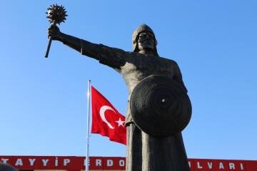 Süleymanşah Türbesi Kırıkhan'da ki Yerini Aldı
