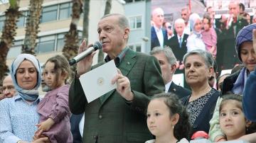 Cumhurbaşkanı Erdoğan İskenderun'da Temel Atma Töreninde Konuştu