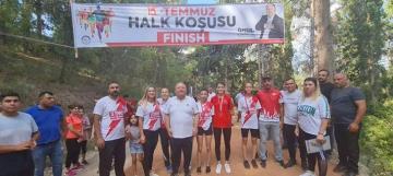 Milli atlet Nagihan Karadere, ’15 Temmuz Halk Koşusu’na katıldı