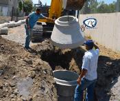 Atıksu kanalizasyon şebekesi inşaat çalışması yapılıyor