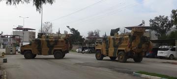 Suriye Sınırına Zırhlı Araç Sevkiyatı