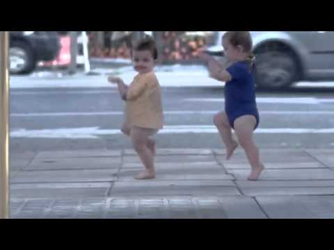 Mükemmel Bir Reklam Çocukların Harika Dansı