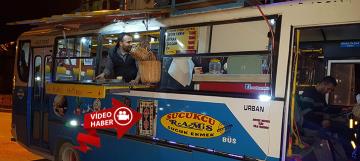 Mobil Sucuk Ekmek Tezgahıyla Müşterilere Şehir Turu